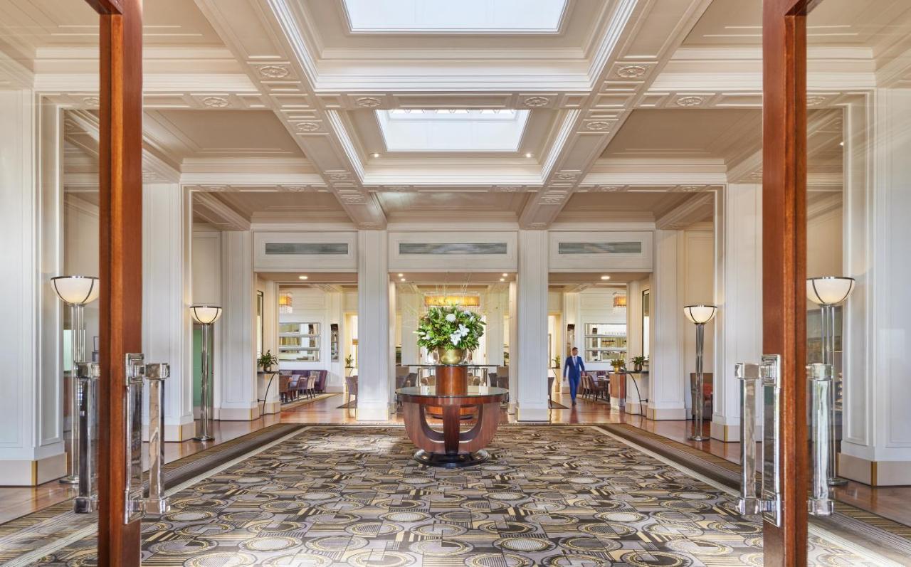 Hyatt Hotel Canberra - A Park Hyatt Hotel Exteriér fotografie The lobby of the hotel