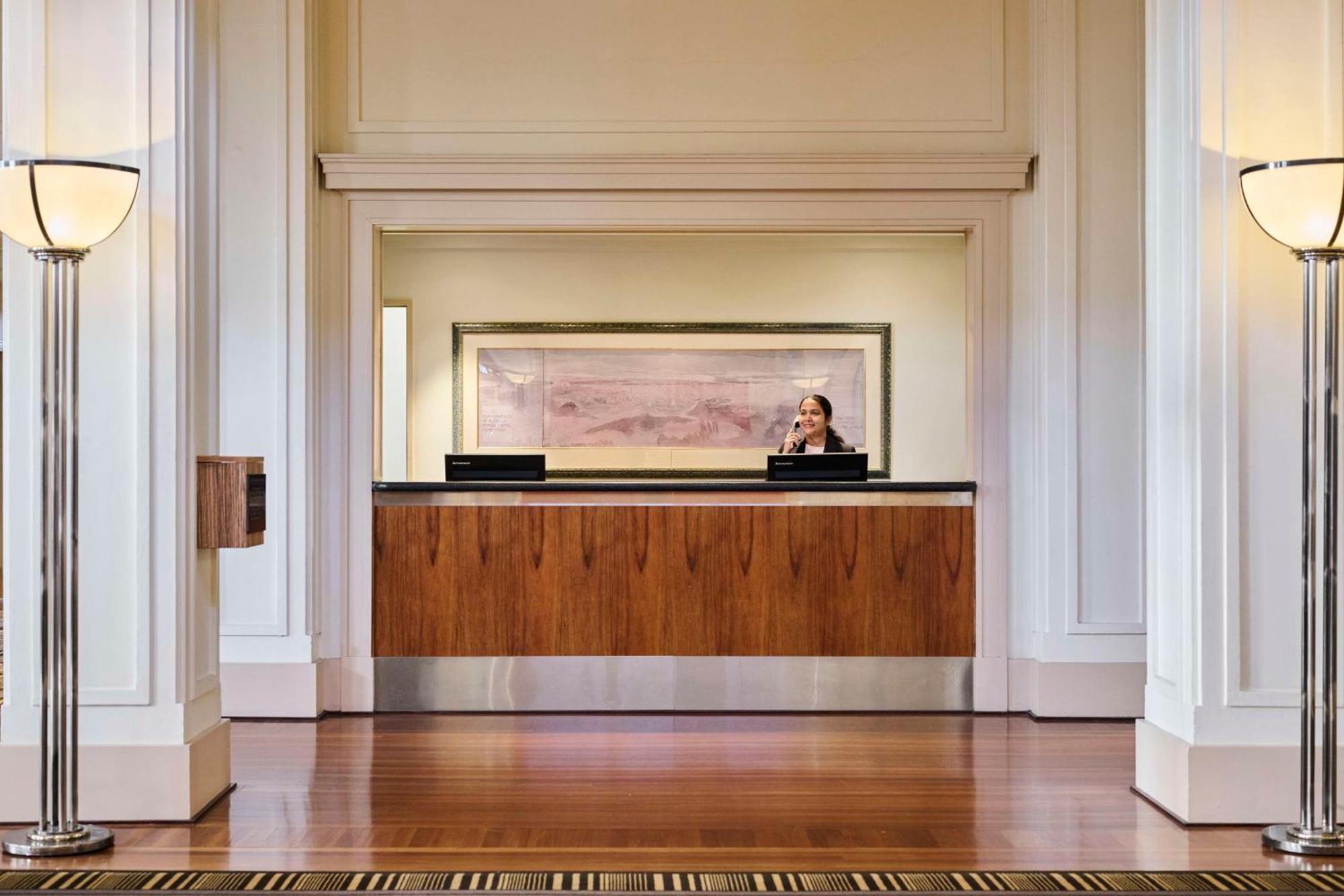 Hyatt Hotel Canberra - A Park Hyatt Hotel Exteriér fotografie